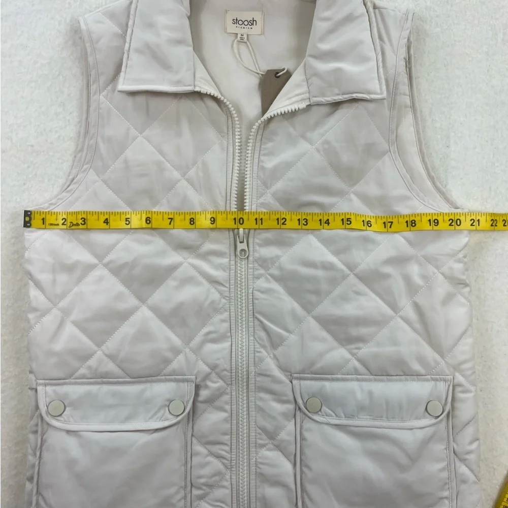 NWT Stoosh White Quilted Puffer Vest Size Medium